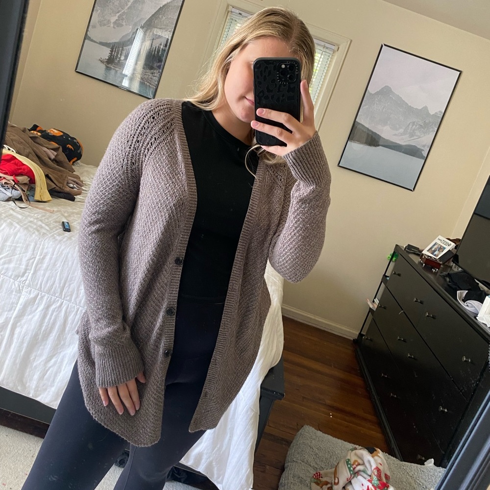 Cardigan - Picture 5 of 5